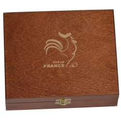 Coffret en bois pour 8 buts